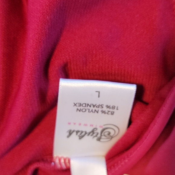 Bathing suit - Picture 4 of 4